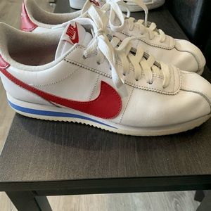 Men’s Nike cortez’s size 8